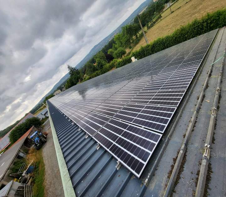 Toit en métal La Roche-sur-Yvon