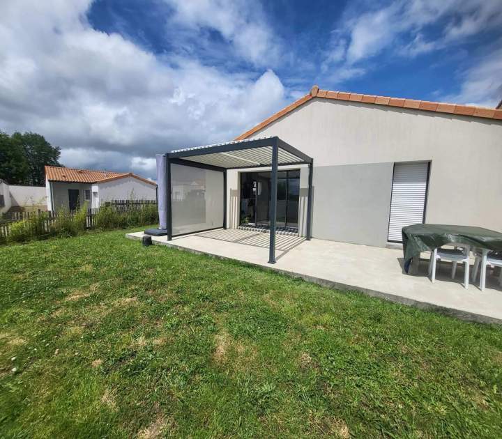 Pergola métallique La Roche-sur-Yvon